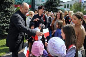 „Vivat Maj, 3 Maj”.  Obchody w Tomaszowie Mazowieckim [ZDJĘCIA]